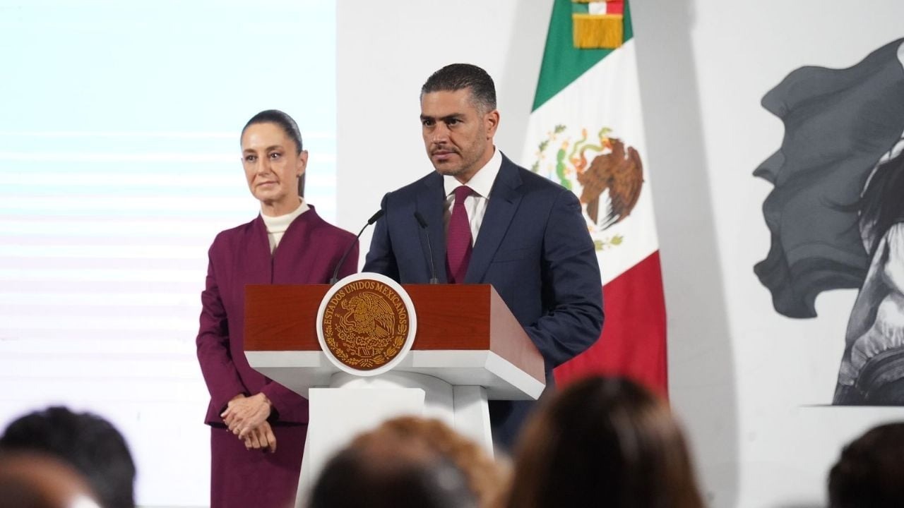 Fiscalía federal desmantela red de contrabando de combustible en tres estados